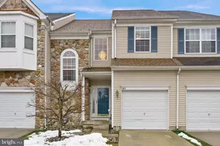 145 Chancellor Dr, Woodbury, NJ 08096 - Photo 1