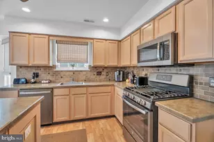 1241 Whispering Woods Dr, Monroe Township, NJ 08094 - Photo 8