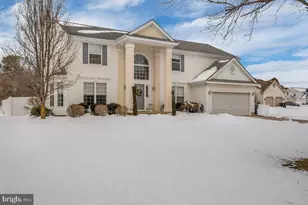 1241 Whispering Woods Dr, Monroe Township, NJ 08094 - Photo 2