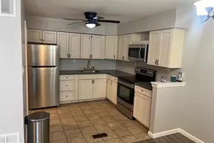 11 Kent Pl, Sewell, NJ 08080 - Photo 2