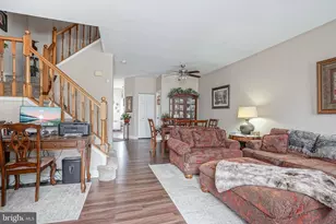 910 Thoreau Ln, Monroe Township, NJ 08094 - Photo 6