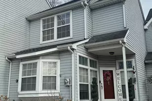 910 Thoreau Ln, Monroe Township, NJ 08094 - Photo 2