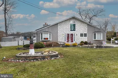 307 Beech Avenue, Woodbury Heights, NJ 08097 - Photo 2