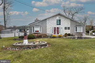 307 Beech Ave, Woodbury Heights, NJ 08097 - Photo 2