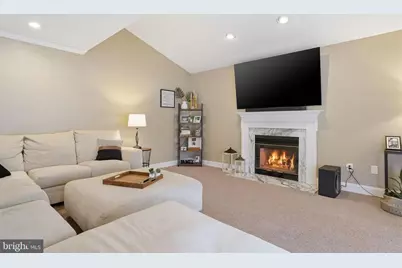 1218 Royal Lane, West Deptford, NJ 08086 - Photo 6