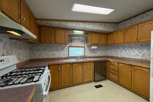 102 Robin Dr, West Deptford, NJ 08066 - Photo 14