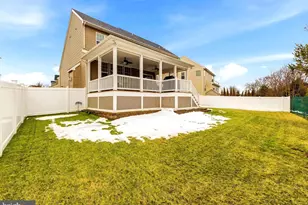 325 Windsor Rd, Harrison Township, NJ 08062 - Photo 28