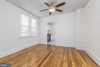 318 W Buck Street, Paulsboro, NJ 08066 - Photo 8