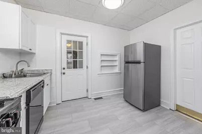 318 W Buck Street, Paulsboro, NJ 08066 - Photo 10
