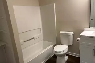 804 Briarwood Ct, Sewell, NJ 08080 - Photo 4