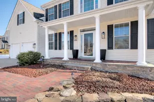 18 Millwood Dr, East Greenwich Township, NJ 08056 - Photo 2