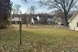 529 Queen St, Woodbury, NJ 08096 - Photo 2