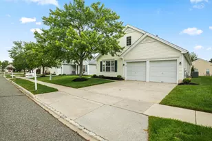 36 Grandview Pl, Sewell, NJ 08080 - Photo 4