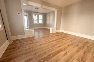 27 E Adams St, Paulsboro, NJ 08066 - Photo 2