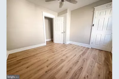 27 E Adams Street, Paulsboro, NJ 08066 - Photo 8