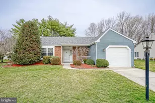 4 Knollwood Dr, Woodbury, NJ 08096 - Photo 1