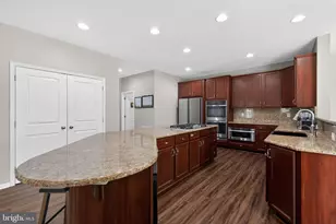 882 Lincoln Ave, Franklin Township, NJ 08322 - Photo 10