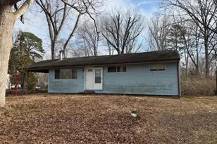 152 Malaga Lake Blvd, Franklin Township, NJ 08328 - Photo 1