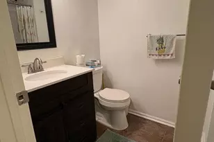 339 Georgia Ct, Sewell, NJ 08080 - Photo 2