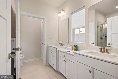 142 Eisenhower Drive, Swedesboro, NJ 08085 - Photo 12