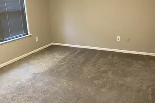 213 Allens Ln, Harrison Township, NJ 08062 - Photo 4