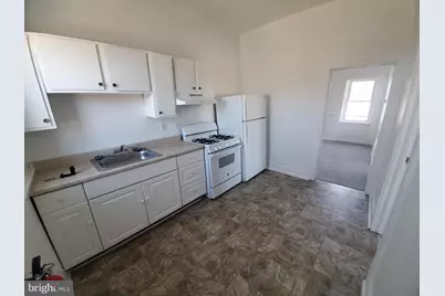 41 Carpenter Street APARTMENT #2, Woodbury, NJ 08096 - Photo 1