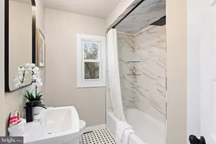 945 Washington Ave, Franklin Township, NJ 08322 - Photo 14