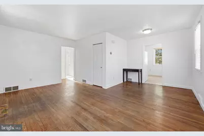 406 Victoria Street, Glassboro, NJ 08028 - Photo 4
