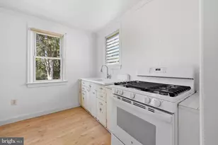 406 Victoria St, Glassboro, NJ 08028 - Photo 8