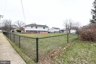 237 Capital Dr, Mantua, NJ 08051 - Photo 4