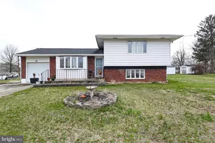 237 Capital Dr, Mantua, NJ 08051 - Photo 2