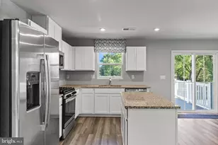 2 Comfort Rd, Monroe Township, NJ 08094 - Photo 12