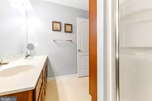 105 Oakridge, East Greenwich Township, NJ 08061 - Photo 18