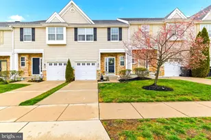 105 Oakridge, East Greenwich Township, NJ 08061 - Photo 2