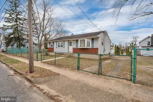 810 Asbury Ave, National Park, NJ 08063 - Photo 2