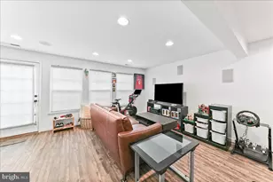 366 Concetta Dr, East Greenwich Township, NJ 08061 - Photo 2