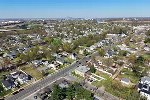 403 W Broad St, Paulsboro, NJ 08066 - Photo 4