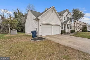 1105 Lafayette St, Monroe Township, NJ 08094 - Photo 2