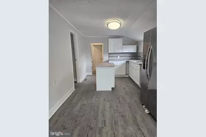 66 E Red Bank Avenue, Woodbury, NJ 08096 - Photo 4