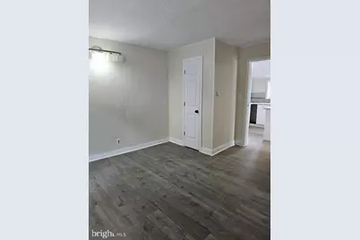 66 E Red Bank Avenue, Woodbury, NJ 08096 - Photo 8