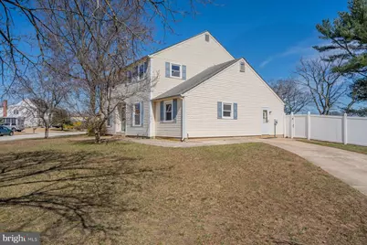 215 Hampshire Drive, Deptford, NJ 08096 - Photo 4