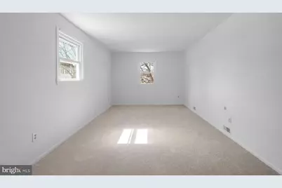 215 Hampshire Drive, Deptford, NJ 08096 - Photo 8