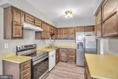 215 Hampshire Drive, Deptford, NJ 08096 - Photo 10