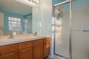 1665 Carriage Dr, Monroe Township, NJ 08094 - Photo 6