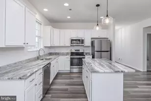 43 Queensferry Dr, Monroe Township, NJ 08094 - Photo 4