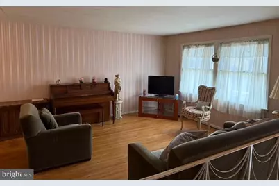 136 Moore Street, Woodbury Heights, NJ 08097 - Photo 4