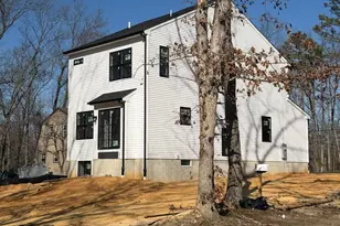 1463 11th Ave, Monroe Township, NJ 08094 - Photo 4