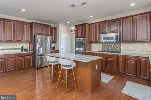 205 Winterwood Ln, Harrison Township, NJ 08062 - Photo 10