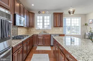 205 Winterwood Ln, Harrison Township, NJ 08062 - Photo 12