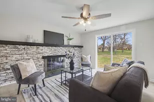 327 Bucknell Ave, Blackwood, NJ 08012 - Photo 10